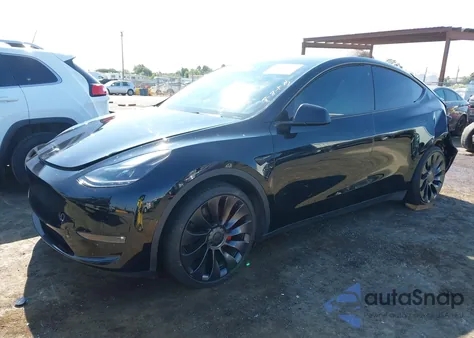 2022 Tesla Model Y Performance Dual Motor All-Wheel Drive from USA, damaged, VIN 7SAYGDEFXNF468140